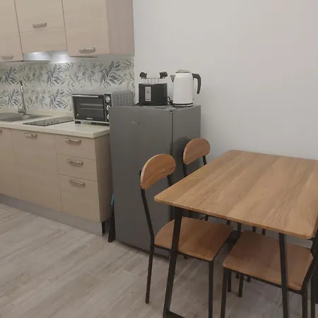 The Little Terrace Flat Apartment