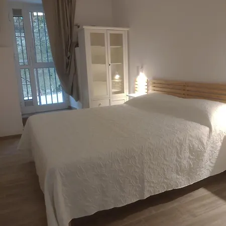 Apartment The Little Terrace Flat *