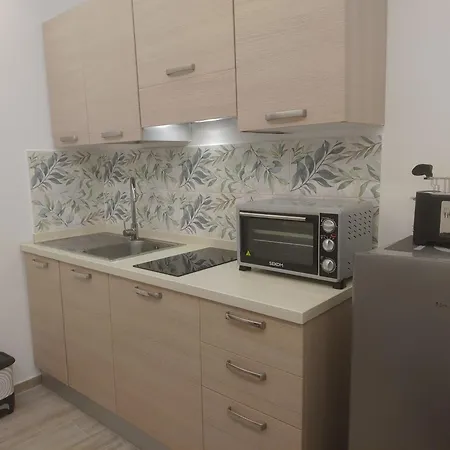 The Little Terrace Flat * لا سبيتسْيا