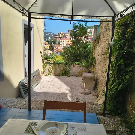 Apartment The Little Terrace Flat