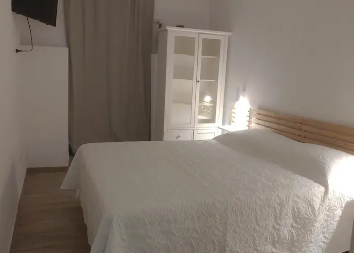 The Little Terrace Flat Apartment